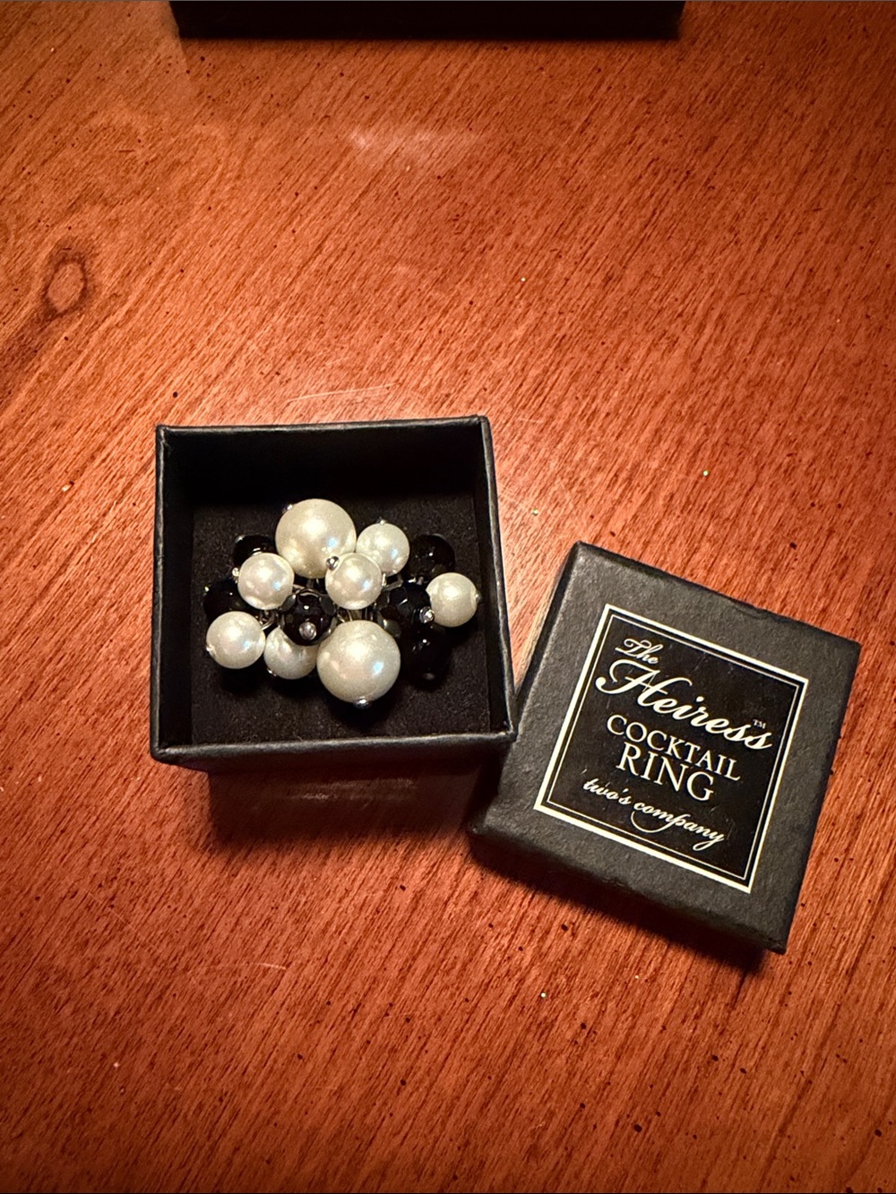 Cocktail Ring - Black and Pearl Cluster